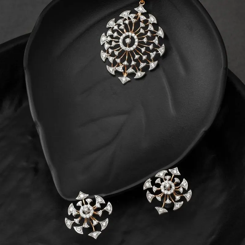 Spectrum Echo Diamond Drop Earrings