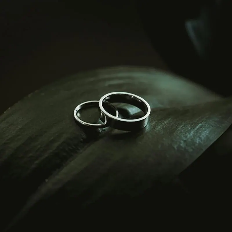 Pebble Poise Silver Ring