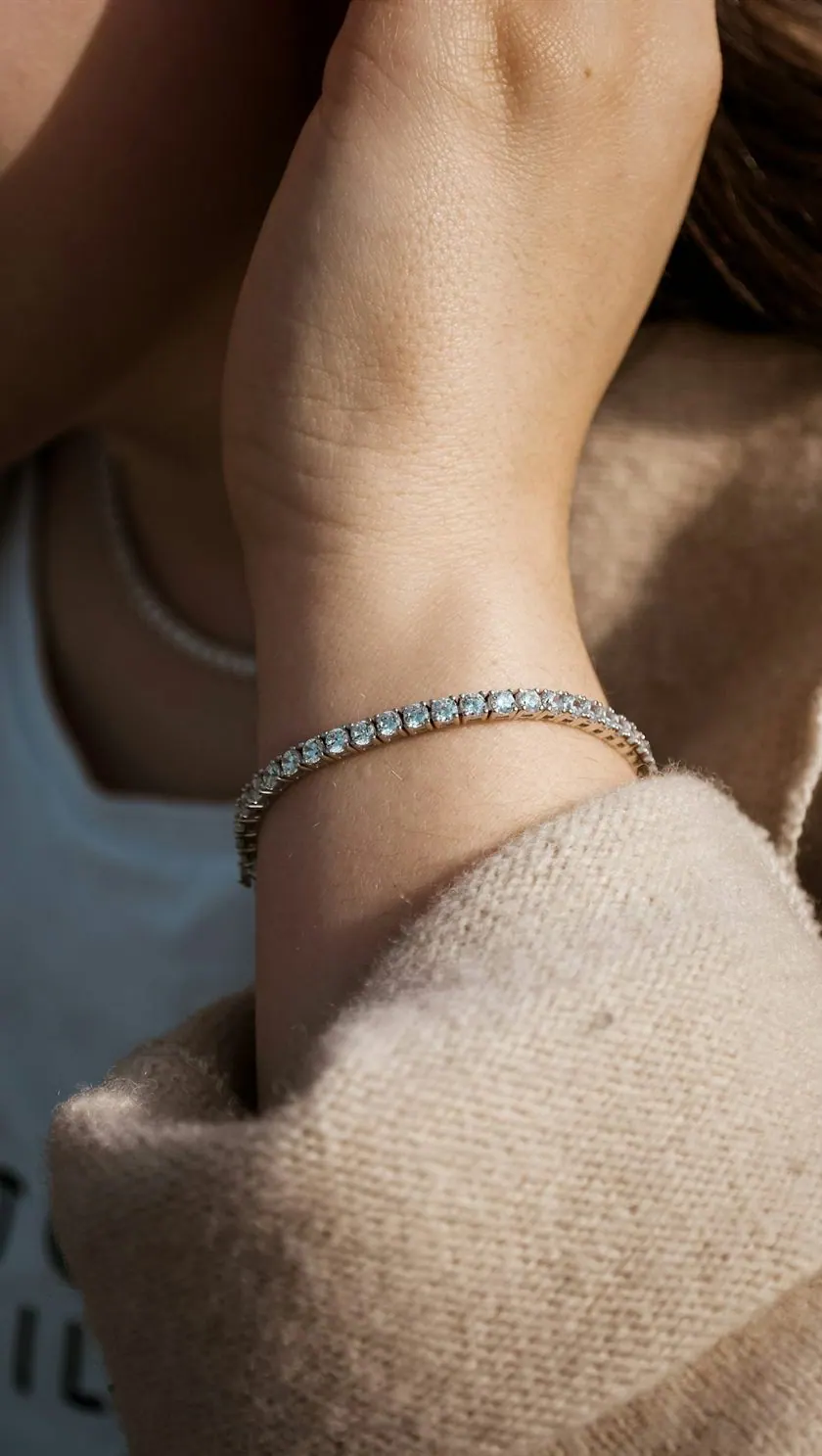 Tennis Bracelets – A line of light on your wrist